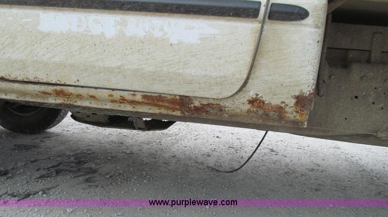 image for item G2070 1998 Dodge Ram 3500 Laramie SLT flatbed pickup truck