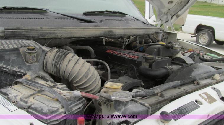 image for item G2070 1998 Dodge Ram 3500 Laramie SLT flatbed pickup truck