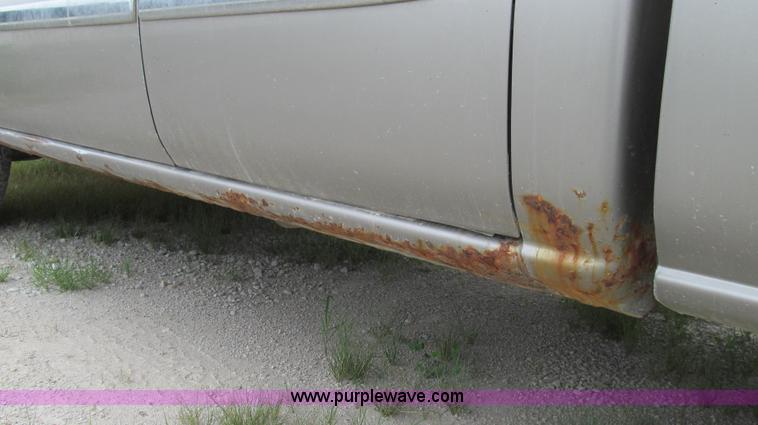 image for item G2073 2003 GMC Sierra 1500 Extended Cab pickup truck