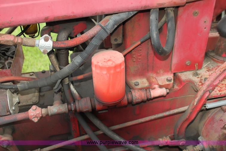 image for item G4075 International Harvester McCormick Farmall 400 tractor