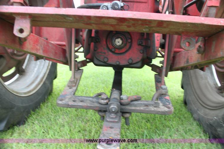 image for item G4075 International Harvester McCormick Farmall 400 tractor