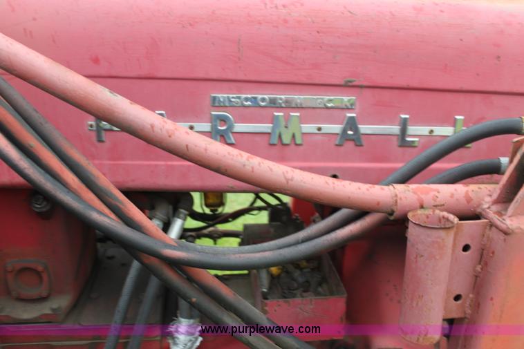 image for item G4075 International Harvester McCormick Farmall 400 tractor