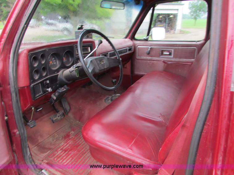 image for item G4077 1980 Chevrolet Scottsdale pickup truck