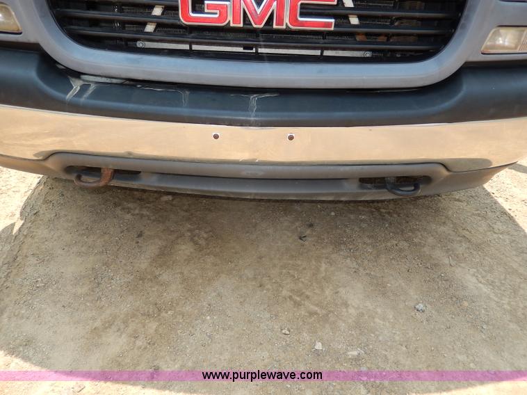 image for item H3003 2001 GMC Sierra 1500 SL pickup truck