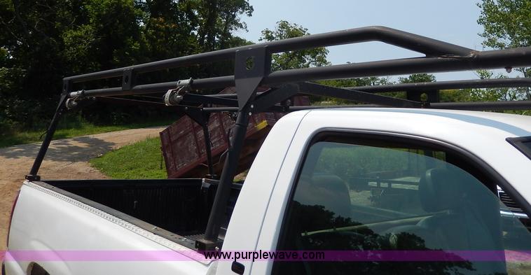 image for item H3003 2001 GMC Sierra 1500 SL pickup truck