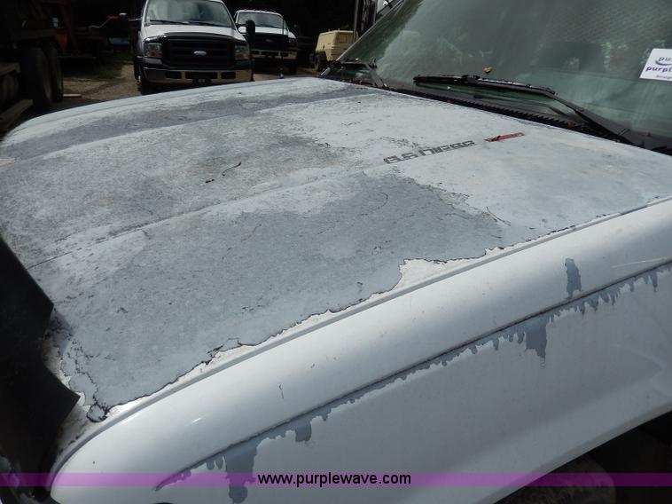 image for item H3006 1992 Chevrolet Cheyenne 3500 flatbed dump truck