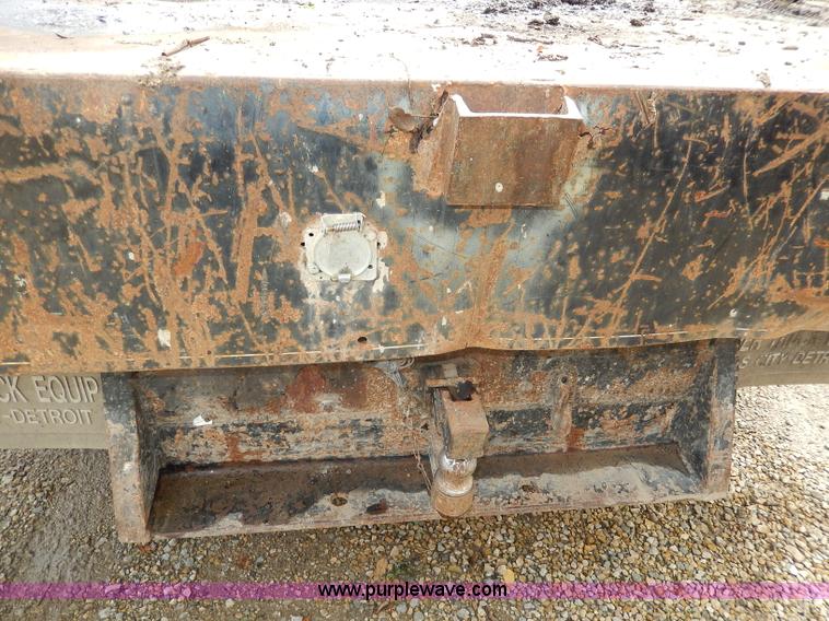 image for item H3006 1992 Chevrolet Cheyenne 3500 flatbed dump truck