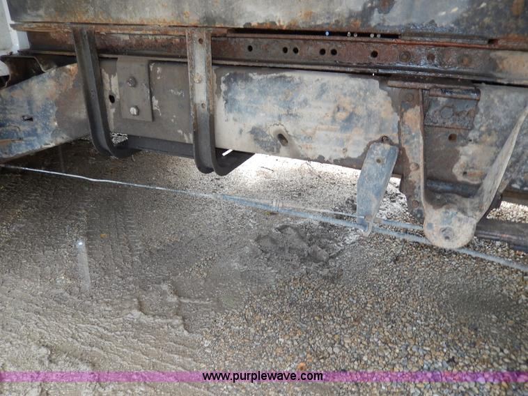 image for item H3006 1992 Chevrolet Cheyenne 3500 flatbed dump truck