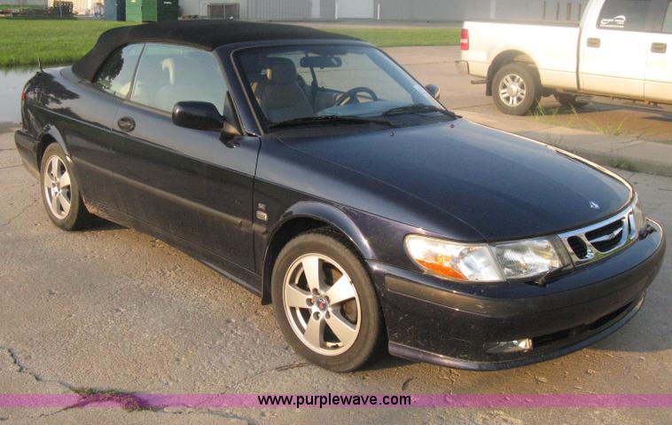 image for item H6455 2003 Saab 9-3 SE convertible