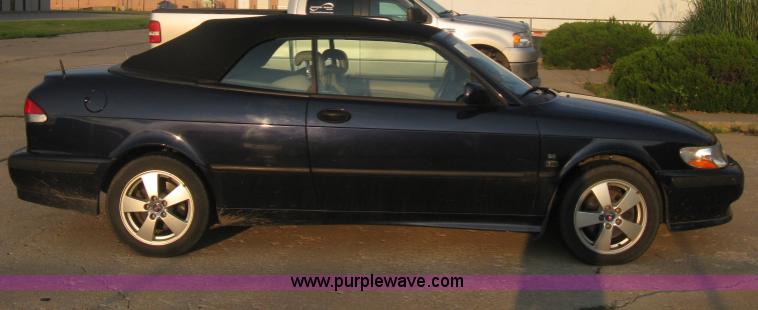 image for item H6455 2003 Saab 9-3 SE convertible