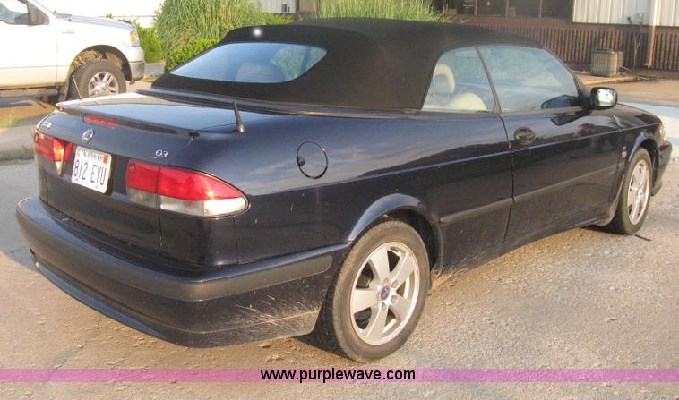 image for item H6455 2003 Saab 9-3 SE convertible