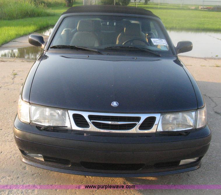 image for item H6455 2003 Saab 9-3 SE convertible