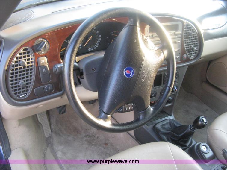 image for item H6455 2003 Saab 9-3 SE convertible