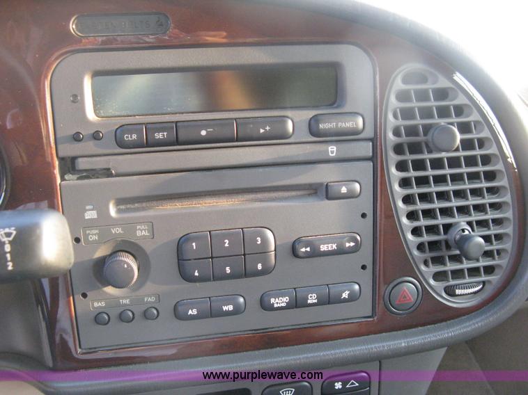 image for item H6455 2003 Saab 9-3 SE convertible