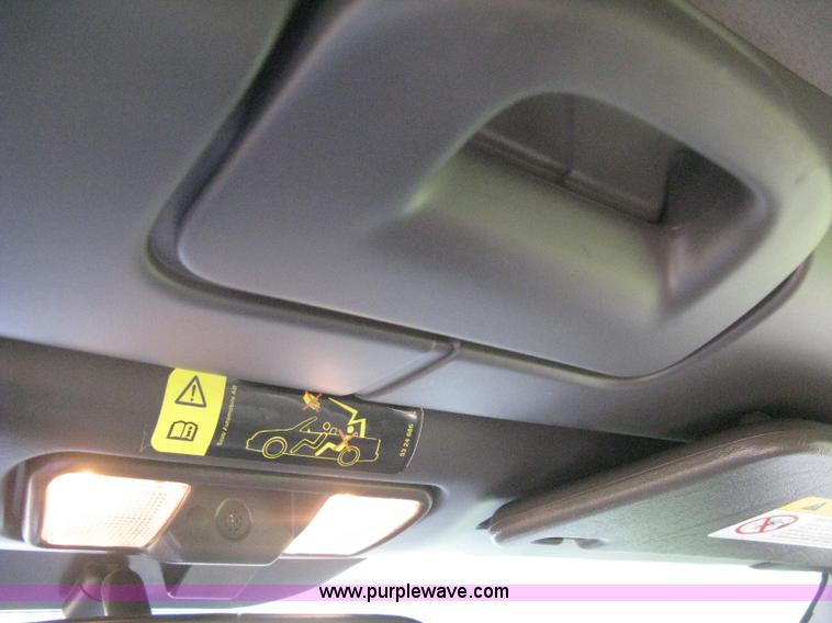 image for item H6455 2003 Saab 9-3 SE convertible