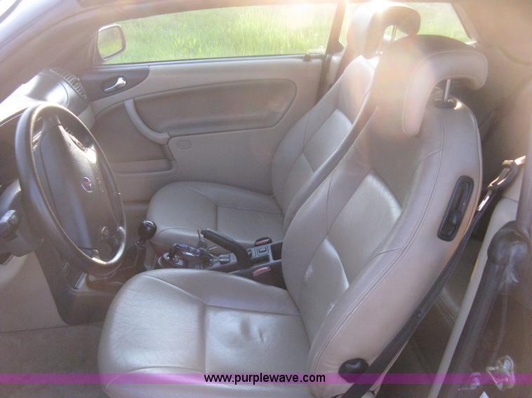 image for item H6455 2003 Saab 9-3 SE convertible