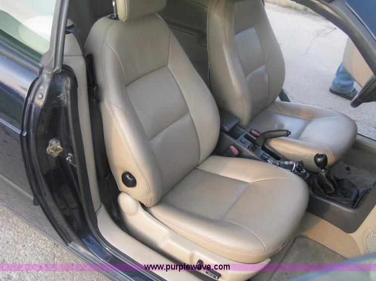 image for item H6455 2003 Saab 9-3 SE convertible