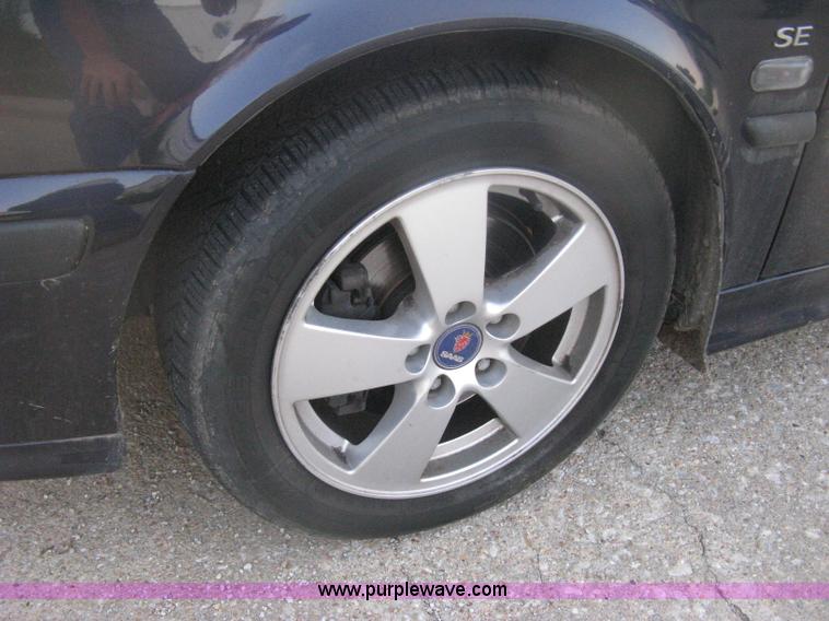 image for item H6455 2003 Saab 9-3 SE convertible