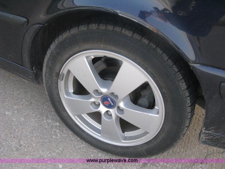 image for item H6455 2003 Saab 9-3 SE convertible