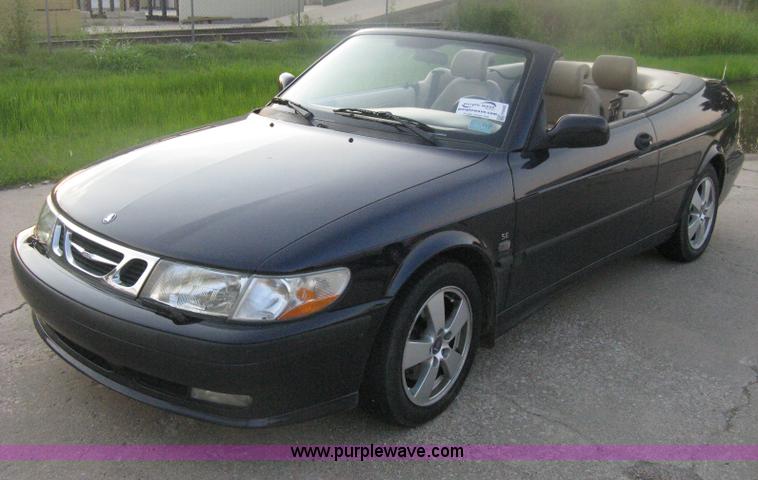 image for item H6455 2003 Saab 9-3 SE convertible