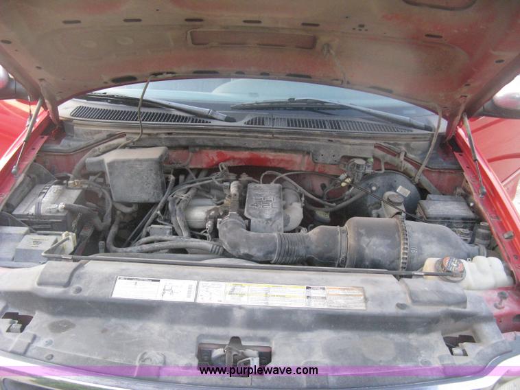 image for item H6456 1998 Ford F150 XLT pickup truck