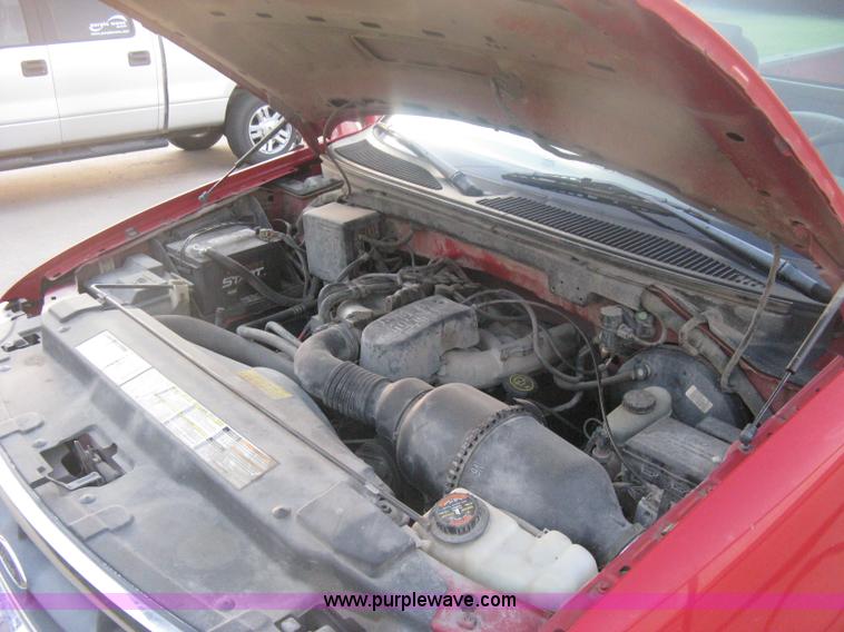 image for item H6456 1998 Ford F150 XLT pickup truck