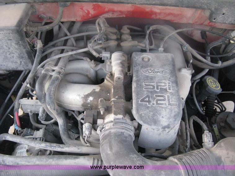 image for item H6456 1998 Ford F150 XLT pickup truck