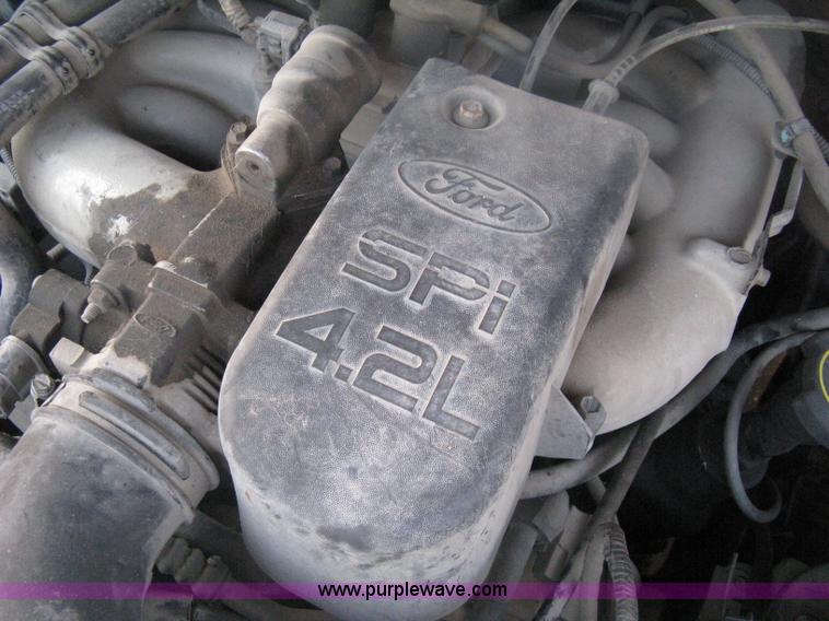 image for item H6456 1998 Ford F150 XLT pickup truck