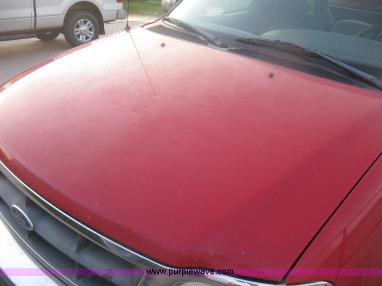 image for item H6456 1998 Ford F150 XLT pickup truck