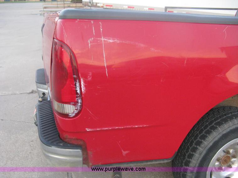 image for item H6456 1998 Ford F150 XLT pickup truck