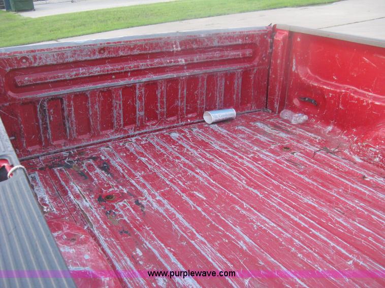 image for item H6456 1998 Ford F150 XLT pickup truck