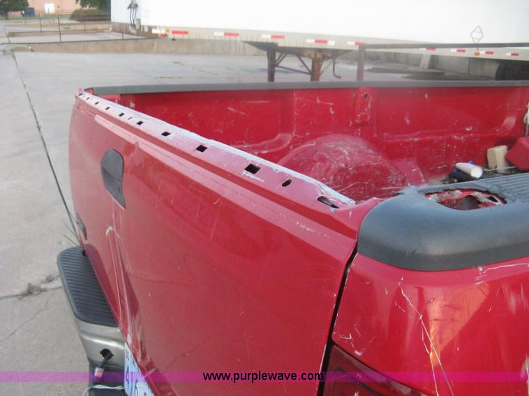 image for item H6456 1998 Ford F150 XLT pickup truck