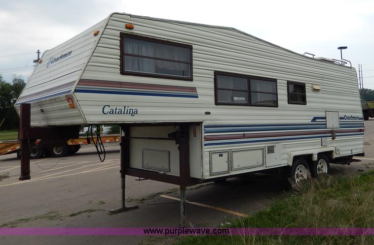 image for item I4373 1988 Coachmen Catalina fifth wheel camper