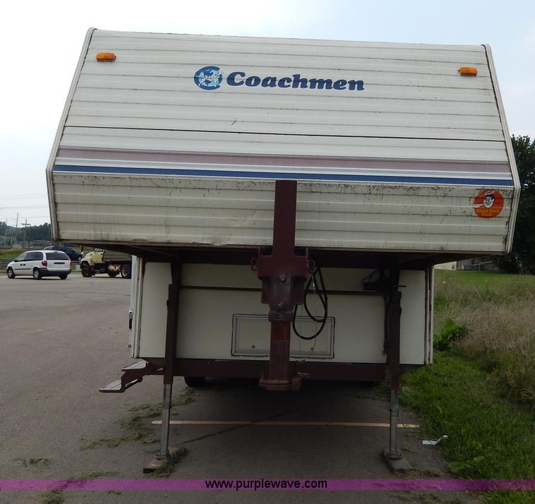 image for item I4373 1988 Coachmen Catalina fifth wheel camper