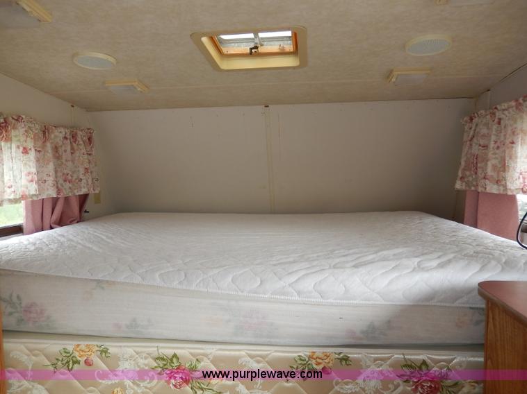 image for item I4373 1988 Coachmen Catalina fifth wheel camper