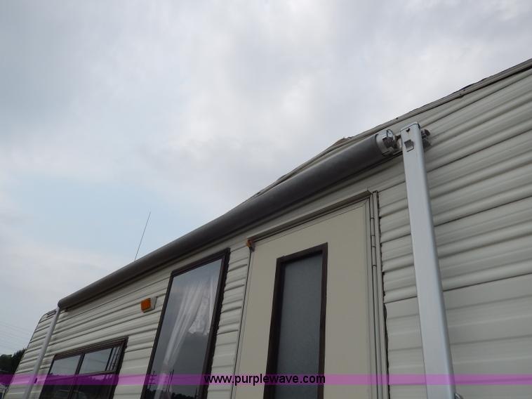 image for item I4373 1988 Coachmen Catalina fifth wheel camper