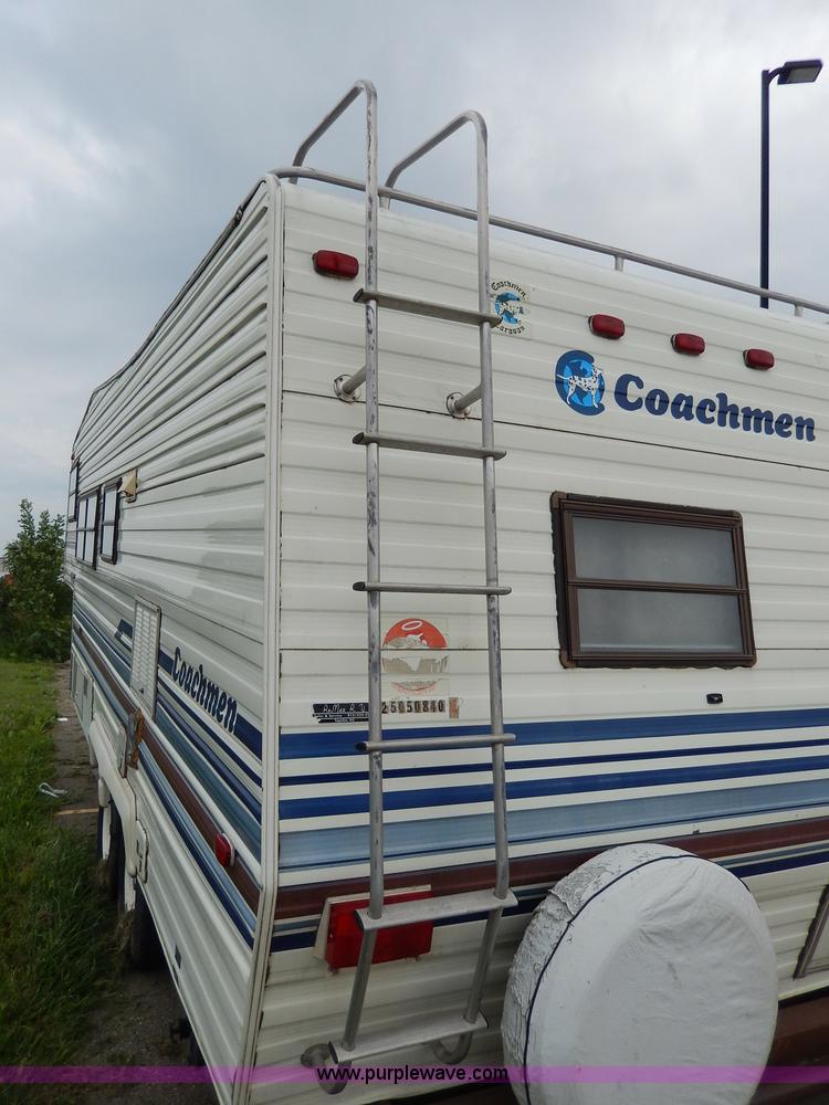 image for item I4373 1988 Coachmen Catalina fifth wheel camper