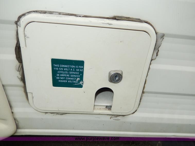 image for item I4373 1988 Coachmen Catalina fifth wheel camper