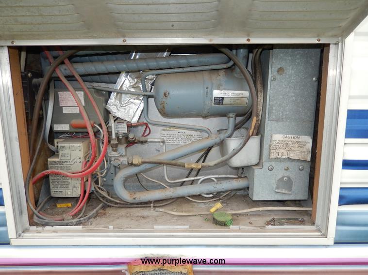 image for item I4373 1988 Coachmen Catalina fifth wheel camper