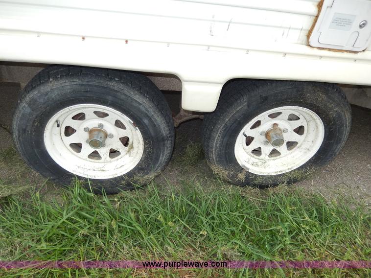 image for item I4373 1988 Coachmen Catalina fifth wheel camper