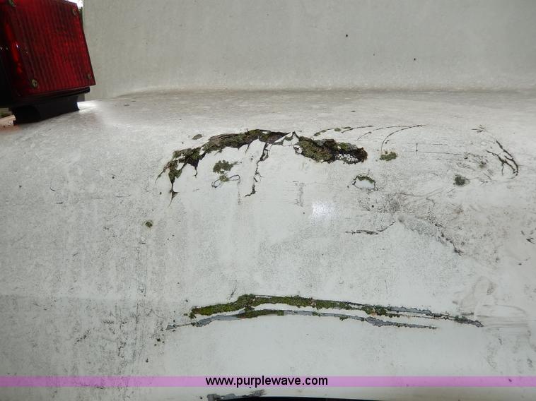 image for item I4443 1983 Ford LNT9000 semi truck