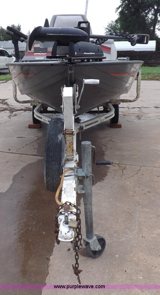 image for item I7658 1988 Fisher SV-16 ATC fishing boat