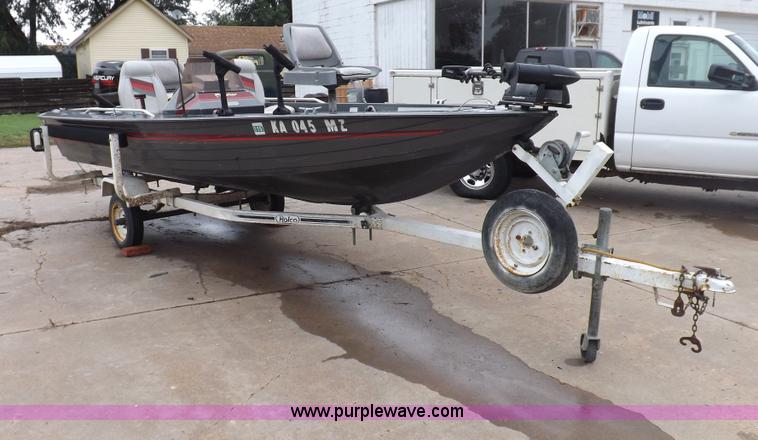 image for item I7658 1988 Fisher SV-16 ATC fishing boat