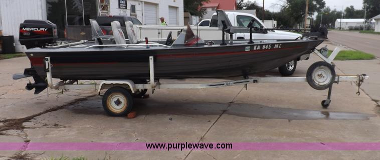 image for item I7658 1988 Fisher SV-16 ATC fishing boat
