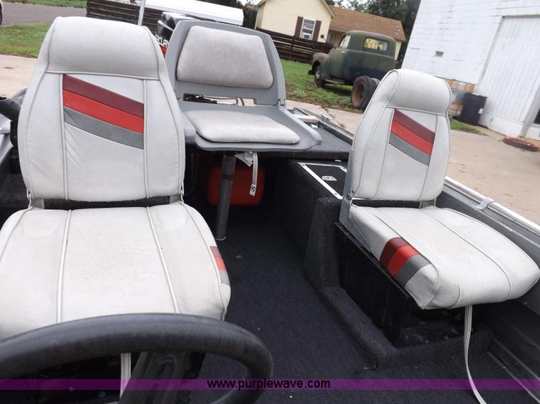 image for item I7658 1988 Fisher SV-16 ATC fishing boat