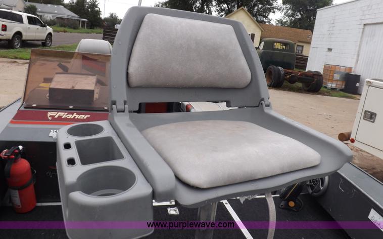 image for item I7658 1988 Fisher SV-16 ATC fishing boat