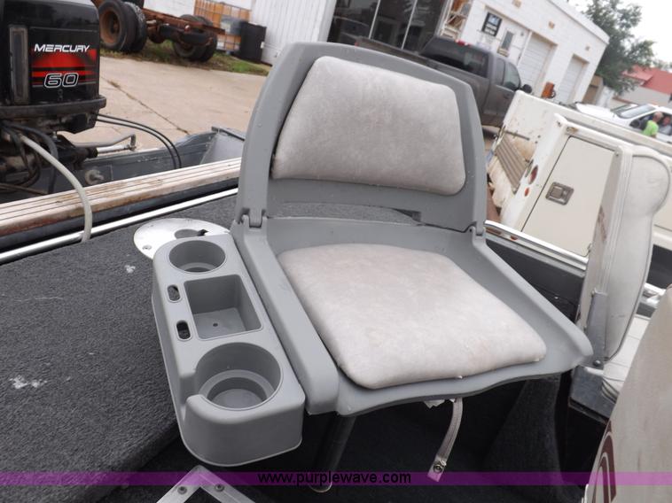 image for item I7658 1988 Fisher SV-16 ATC fishing boat