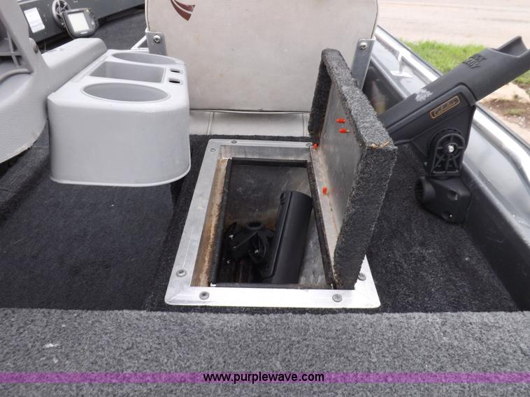 image for item I7658 1988 Fisher SV-16 ATC fishing boat