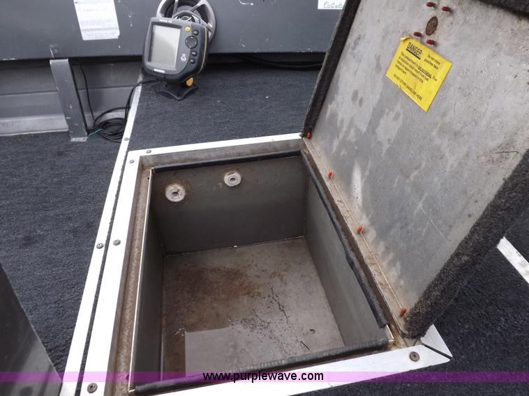 image for item I7658 1988 Fisher SV-16 ATC fishing boat