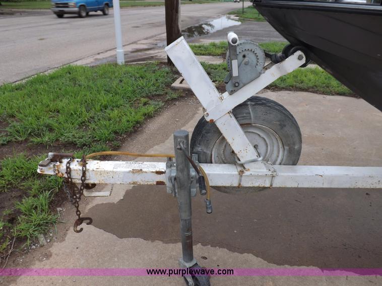 image for item I7658 1988 Fisher SV-16 ATC fishing boat